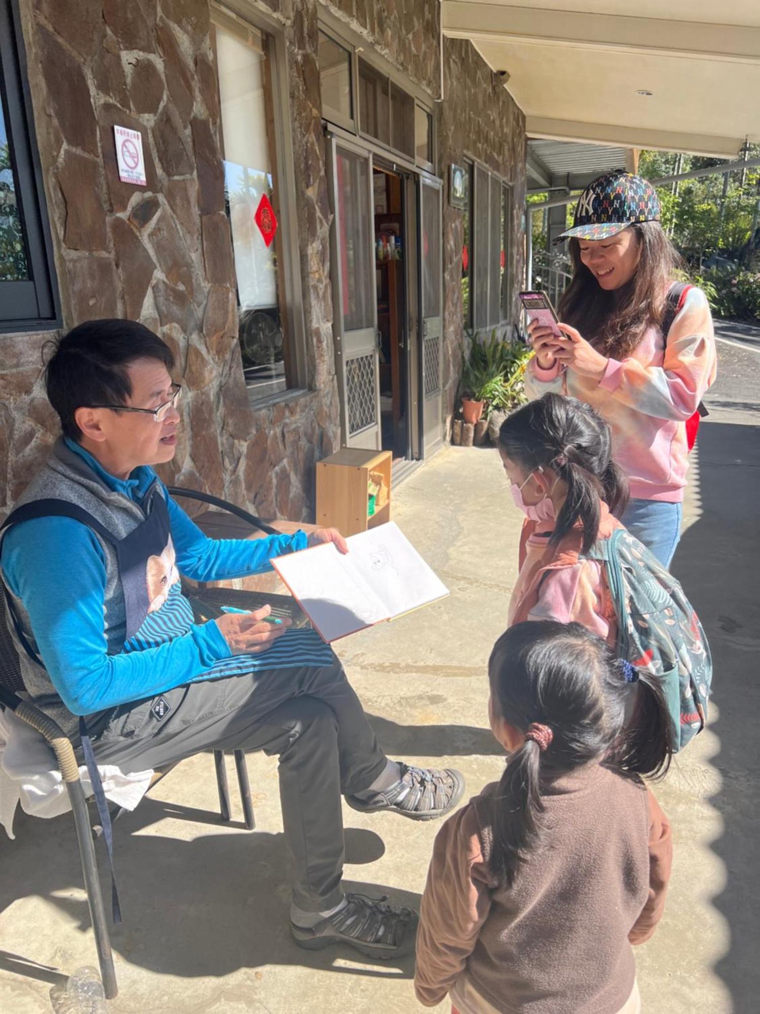 לינה וארוחת בוקר Fanlu 仲明居zhong Ming Ju Taoyi Fang מראה חיצוני תמונה